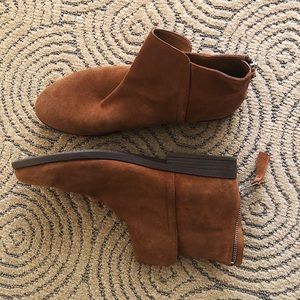 LIKE NEW STEVE MADDEN CHELSEA BOOTS SIZE 12!